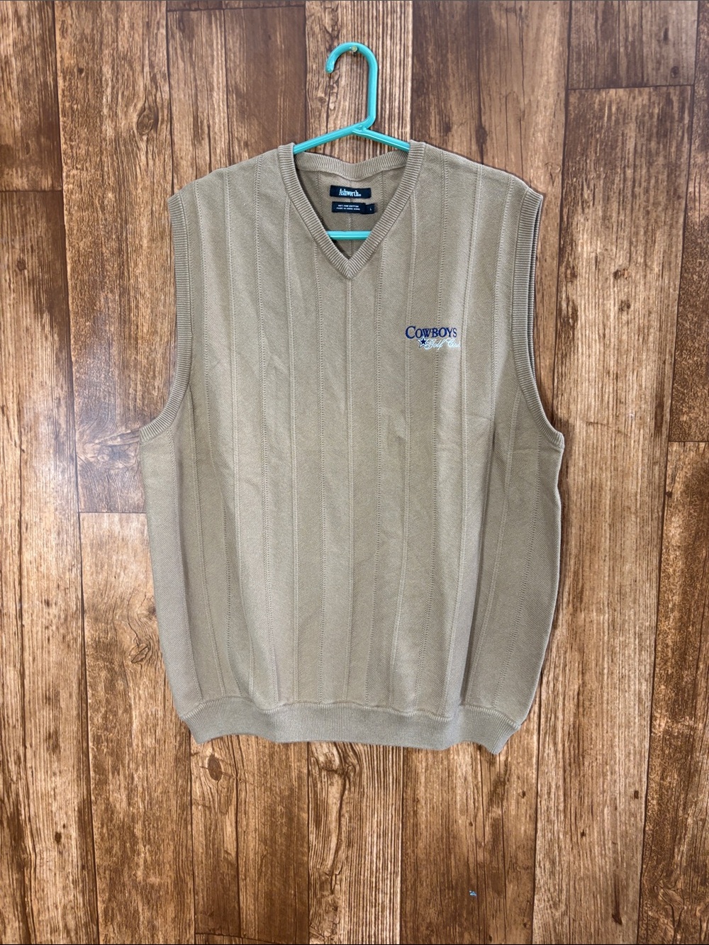 Ashworth Tan V-Neck Sweater Vest Dallas Cowboys Golf Club Embroidered